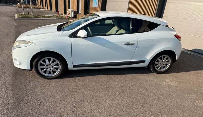 RENAULT MEGANE COUPE 1l9 DCI 130ch 008