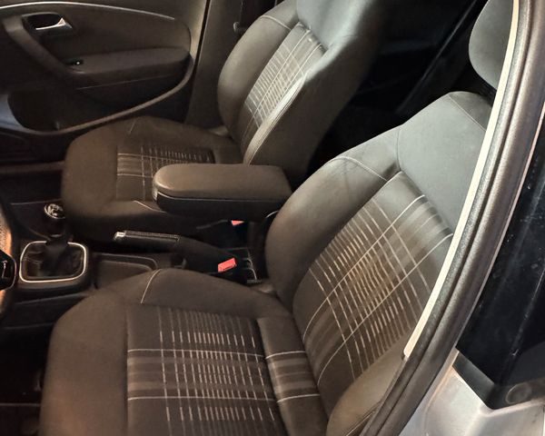 VW POLO TSI 90ch LOUNGE 024
