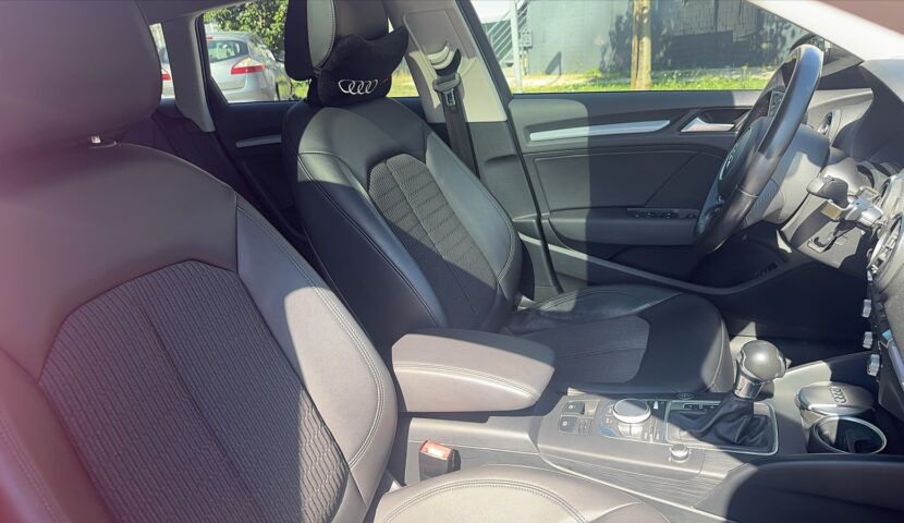 a3 front right door 01