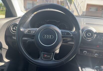 a3 steering wheel 02