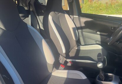aygo front right door 01