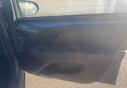 aygo front right door 03