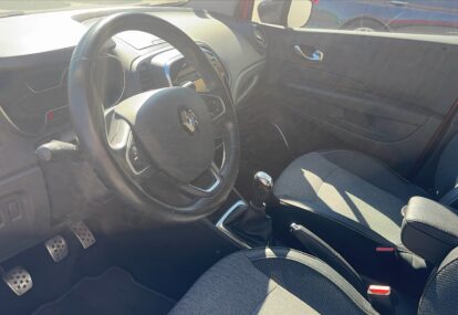 captur front left door 02