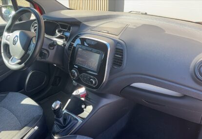 captur front right door 02