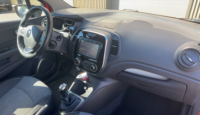 captur front right door 02