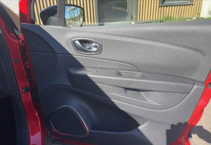 captur front right door 03