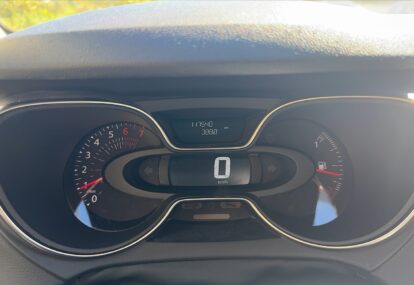captur steering wheel 01