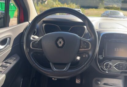 captur steering wheel 02