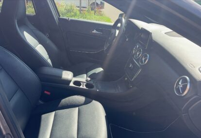 classe a front right door 01