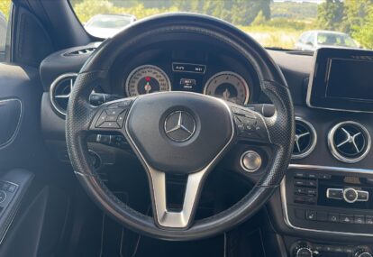 classe a steering wheel 02