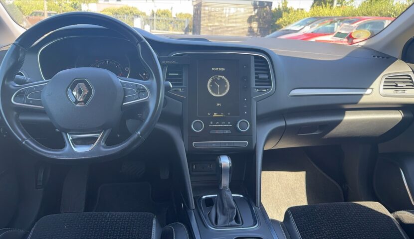 megane dashboard 01