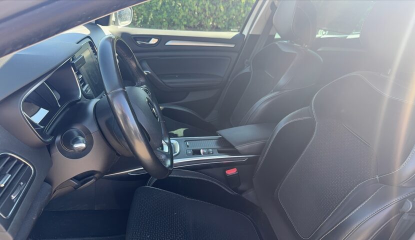 megane front left door 01