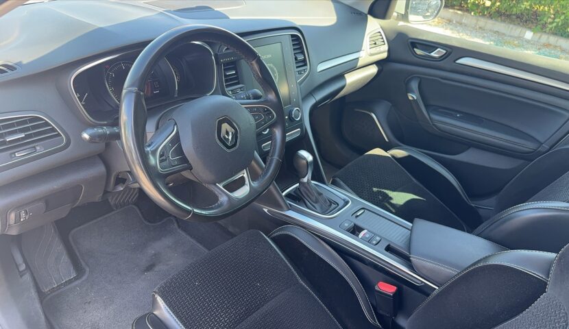megane front left door 02