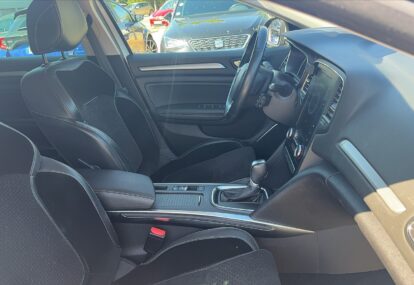 megane front right door 01