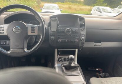 navara dashboard 01