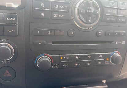 navara equipment 02