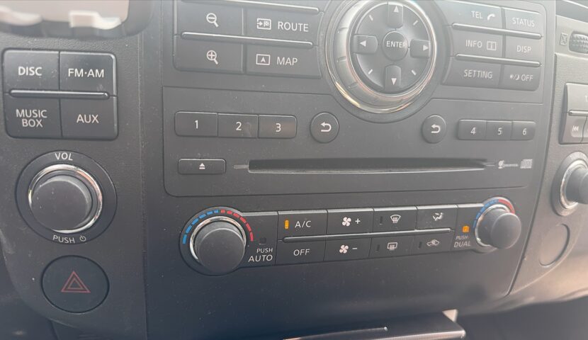 navara equipment 02