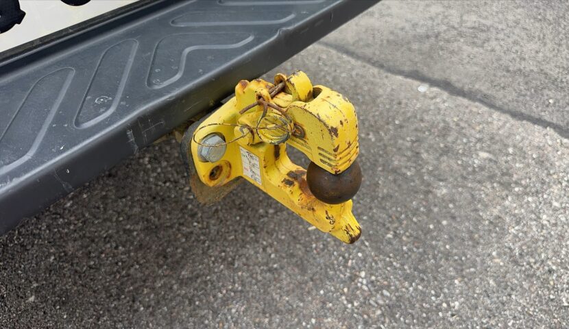 navara equipment 05