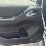 navara front left door 03