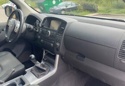 navara front right door 02