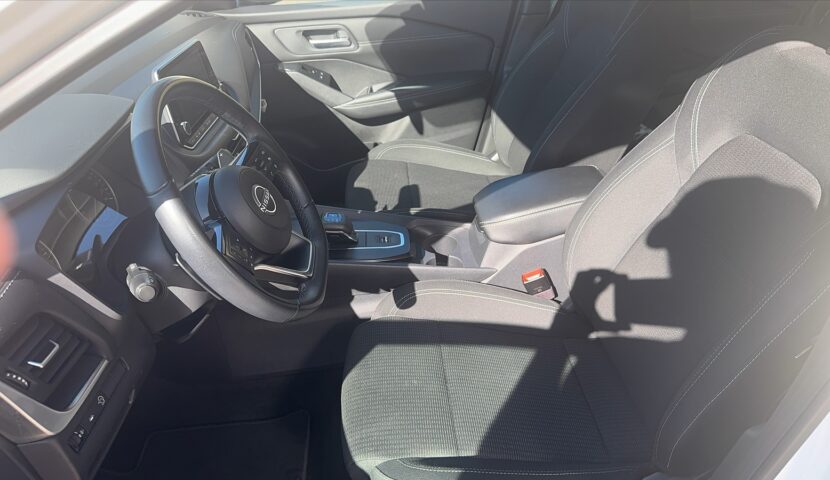 qashqai front left door 01