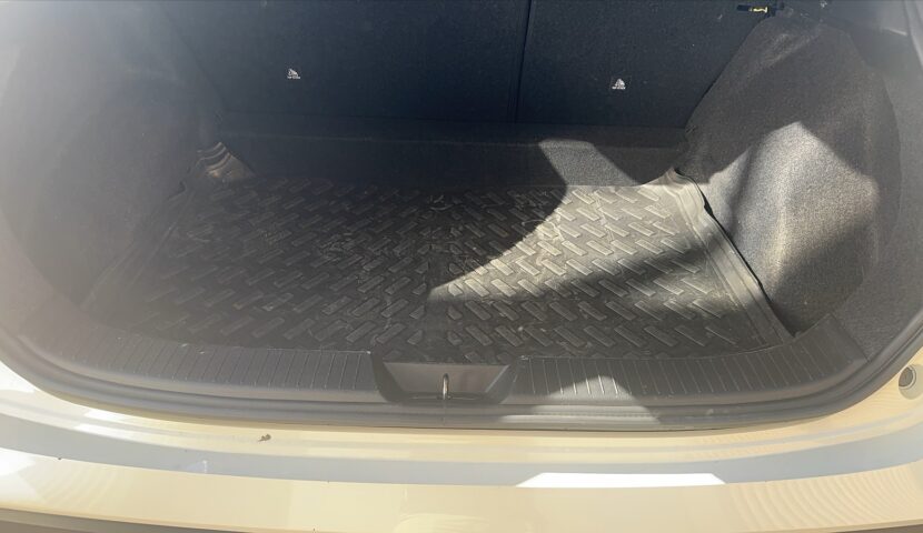 qashqai trunk 01