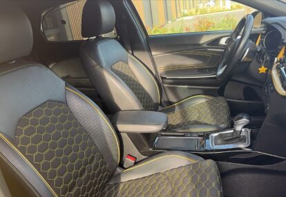 xceed front right door 01